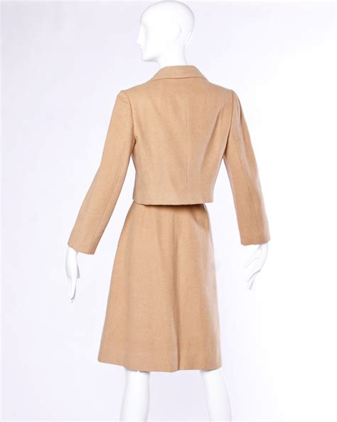 Browse free vintage patterns, retro hair tutorials and affordable vintage clothing. Frances Heffernan Vintage 1970s Camel Hair Jacket + Skirt ...