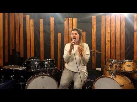 Ashli from chicago, il i love paramore, and this song is just. All I wanted (Paramore) - Cover by Sofía Forte - YouTube