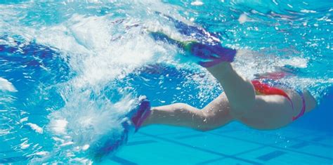 Meeting national sportifs de haut niveau (commission nationale de nage avec palmes). La nage avec palmes, idéale en vacances... et après ...