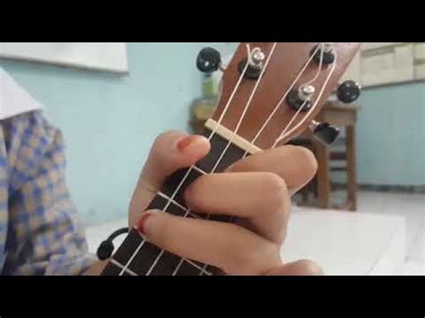 Tuhan hanya satu pintaku cover ukulele by mocil sianida. Tuhan hanya satu pintaku padamu - cover ukulele - YouTube