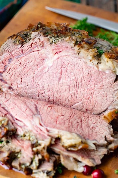We can't wait to share this easy prime rib in oven recipe which is an incredible way to turn up the tasty for those holiday meals. Slow Cooker Prime Rib Recipe - Oh Sweet Basil