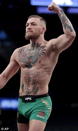 Ezinearticles.com allows expert authors in hundreds of niche fields to get massive levels of exposure in exchange for the submission of their quality original articles. 'I would beat Conor McGregor's ass' - Floyd Mayweather Sr ...