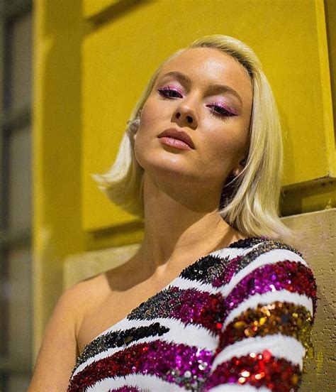 Knee high boots, a crop top and a. Zara Larsson on Instagram: "💗💛🧡💜" | Zara larsson, Zara, Celebs