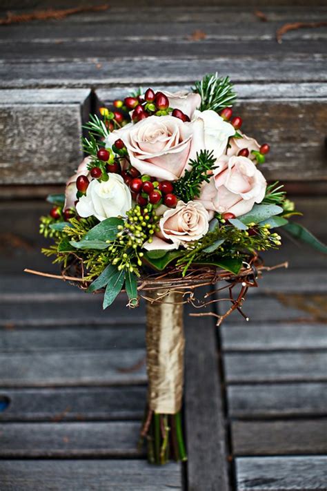 What flowers are used in wedding bouquets. November Wedding Flowers | Wedding Flowers In Season | CHWV