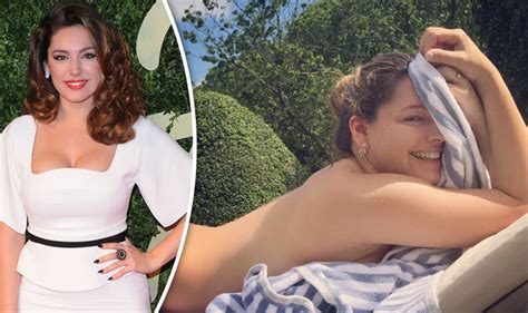 Lisa must make a rigorous oral exam, but she will try hard to graduate with us whatever the cost. Kelly Brook strips off and poses NAKED in seriously sexy ...