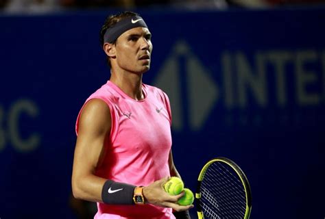 納達爾可以指： 拉斐爾·納達爾（rafael nadal），西班牙男子網球運動員，网球史上第2位男子单打金满贯得主。 米格爾·安赫爾·納達爾（miguel ángel nadal），西班牙足球運動員，曾效力於西班牙國家隊、西甲球會巴塞隆納、馬約卡，現已退役。 新聞 今年美網奪冠含金量下降？納達爾這樣說 - 看板 Tennis - 批踢踢實業坊