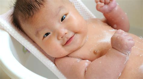 Massage can help them relax and sleep. Baby Bath Supplies | E360 Blogs