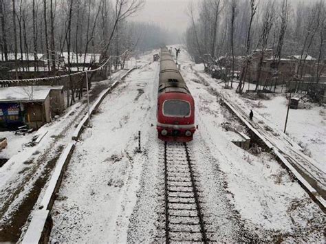 Als nbt wird jede art der unvollständigen rute bezeichnet: Rail Services to resume in kashmir: J&K: प्रशासन का 'ग्रीन ...