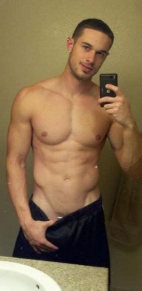 Usually tanned, built, tall, and poses in underwear. 1015 best Selfies images on Pinterest | Selfie, Selfies ...