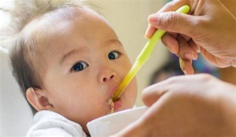 Maybe you would like to learn more about one of these? 7 Jenis Makanan untuk Bayi yang Berbahaya Sebelum Usia 12 bl