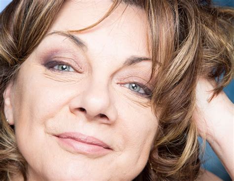 Vezi ce a descoperit carmen tanase (carmenmihaelatanase) pe pinterest, cea mai mare colecție de idei din lume. PRO TV - La mulți ani, Carmen Tănase! Actrița a împlinit o ...