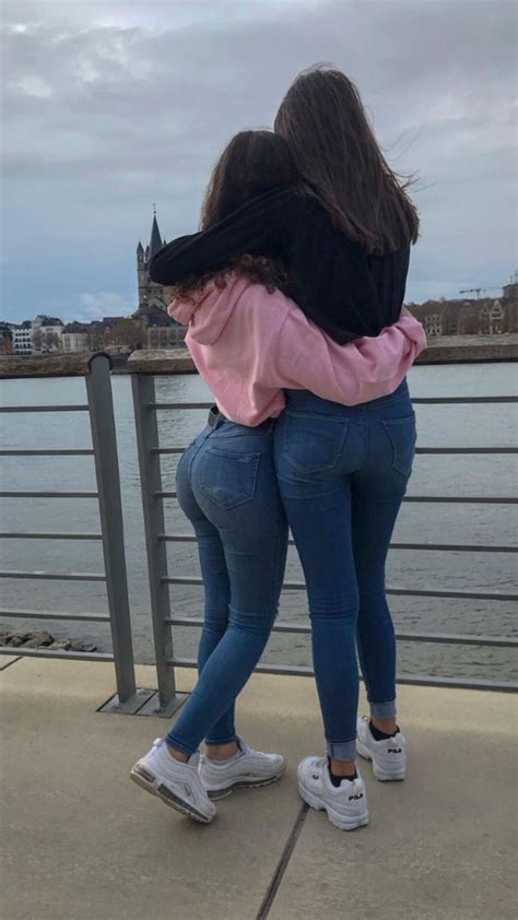 Small waist big booty (382.174 resultados). Pin on Jeans ass