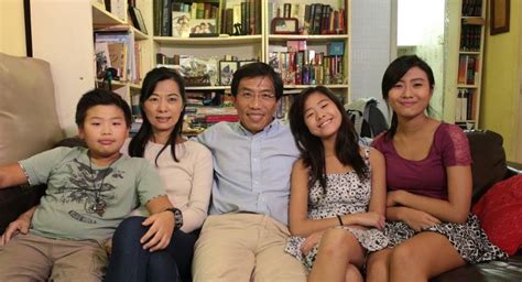 Pretty classy response on dr chee's part, considering how his family has been targeted as well throughout this is not the first time dr chee has responded in a classy way to something similar. Super Guardians of Singapore: Dr Chee Soon Juan - A ...