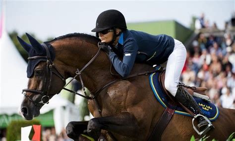 Malin baryard is a swedish equestrian, competing in show jumping. Pin på Le beau cheval