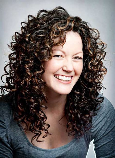 Layering naturally curly hair is the perfect way to achieve additional volume. 25+ Curly Layered Haircuts | Curly hair styles, Haircuts ...