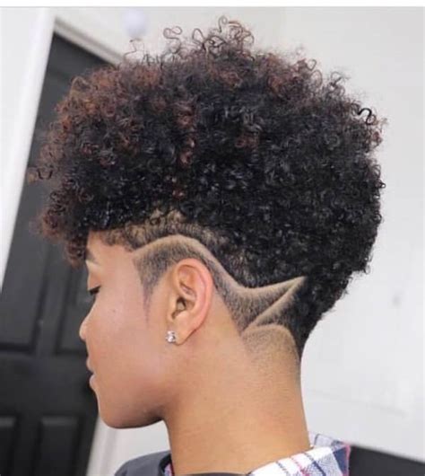 Be it formals or casuals, men with this t. 23 Low Fade Haircuts For Women To Be Awesome