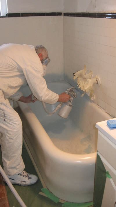 No need to reglaze this bathtub! Reglazing US - Bath tub reglazing. New York NJ Connecticut