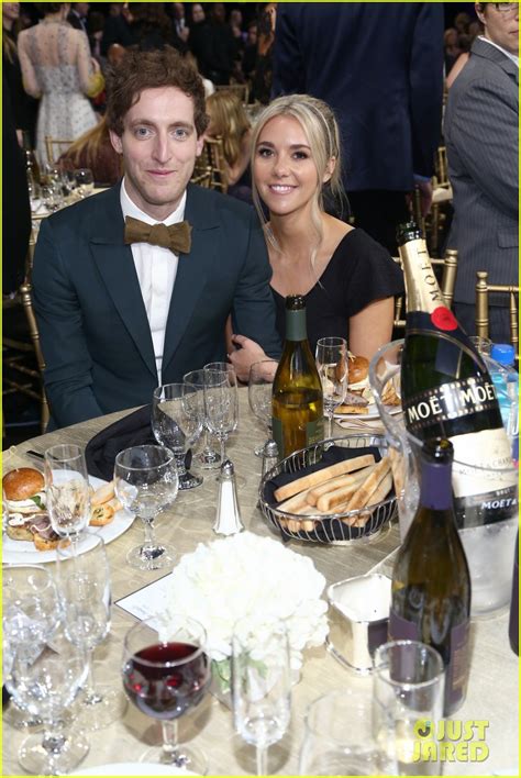 Sillicon valley star thomas middleditch and wife mollie gates are going their separate ways. Full Sized Photo of thomas middleditch wife mollie gates ...