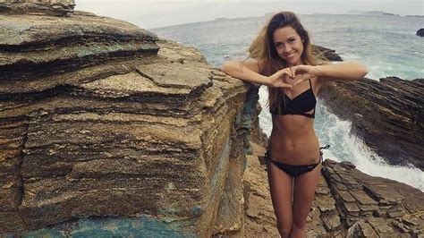 Im urlaub 2017 spielte ihr freund laut leichtathletik.de fotograf und knipste einige sehr. Traum-Bauch! Neu-Single Alisa flasht Fans mit Bikini-Body ...