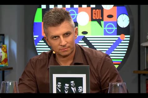 I potem się niektórzy dziwią, że wielu ludzi zmaga się z depresją, lękami, brakiem pewności siebie. Mateusz Borek odchodzi z Polsatu! "Nie do końca potrafię to zaakceptować" | wMeritum.pl