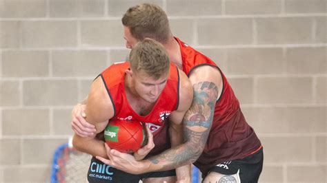 Kane graham cornes (born 5 january 1983) in an australian rules football player who plays for port adelaide football kane and chad are the sons of south australian football legend graham cornes. AFL 2020: Dougal Howard St Kilda trade, will come back to ...
