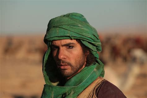 Tahar rahim,niels arestrup,adel bencherif,reda kateb. Photo de Tahar Rahim - Or Noir : Photo Tahar Rahim - AlloCiné