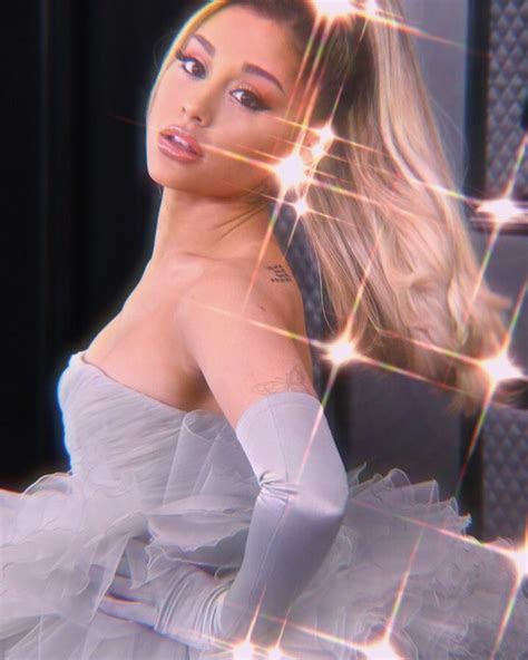 Pop star ariana grande is letting fans catch a glimpse of what her wedding to dalton gomez looked like. Pin auf Geile