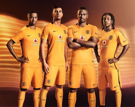 Football club infobox clubname = kaizer chiefs fullname = kaizer chiefs football club nickname = amakhosi (chiefs in zulu), glamour boys founded = january 7, 1970 ground = fnb stadium. カイザー・チーフス 16-17 ユニフォーム - ユニ11