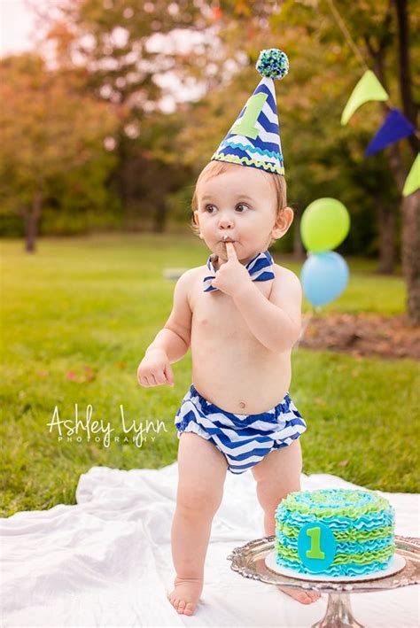 It's no secret that the best part of any birthday party is usually the cake. Parma, Ohio| Newborn, baby, child, family photographer ...