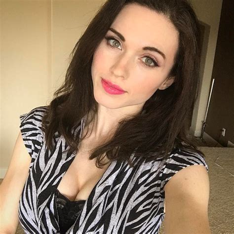Milf hooker gets wrecked in hotel room. Kaitlyn Siragusa