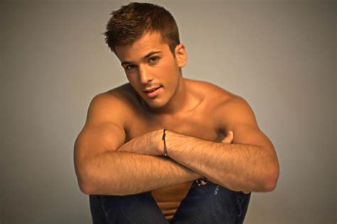 Mickael was born in the town of dourdan belonging to the metropolitan area of paris. Portuguese Men: David Carreira