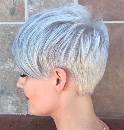 With short and thick hair there's so many styles you can get away with. 50 Best Trendy Short Hairstyles for Fine Hair - Hair Adviser