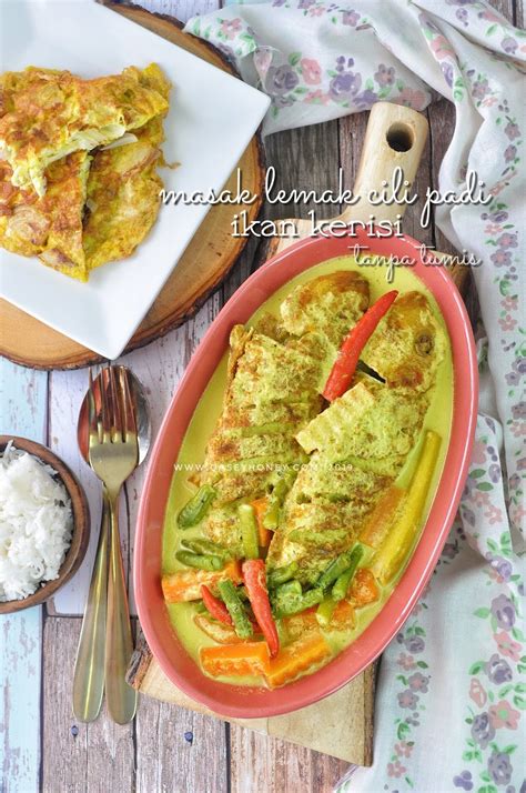 Teknik memasak yang satu ini sudah semakin akrab di telinga orang indonesia. Goreng Telur Tanpa Minyak - Dalam