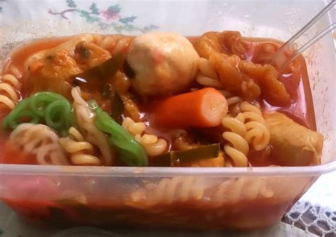 Media.travelingyuk.com ᮞᮨᮘᮣᮊ᮪) is an sundanese savoury and spicy dish, originating from the sundanese region in west java, indonesia. Resep Seblak Seafood Kuah oleh nihayanurul - Cookpad