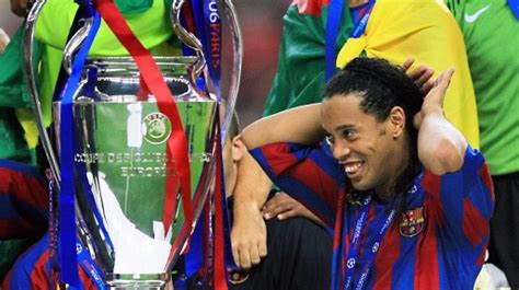 Página oficial do jogador ronaldinho gaúcho. Ronaldinho - Spielerprofil | Transfermarkt