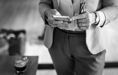 Terdapat juga nombor telefon maya, yang merupakan nombor tempatan, tol bebas, atau kesombongan yang memajukan talian telefon sedia ada. Kuala Rompin - Senarai Peguam dan Firma Guaman