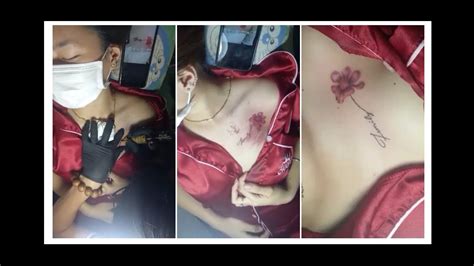 Ini adalah gambar foto tatto simple keren dada wanita tulisan bagian payudara yang di posting pada march 1, 2018 oleh gambarcoid 15 tato tulisan terbaik di tangan dan punggung senitato net. NGINTIP 8 MENIT PEMBUATAN TATO DI DADA SEORANG WANITA ...