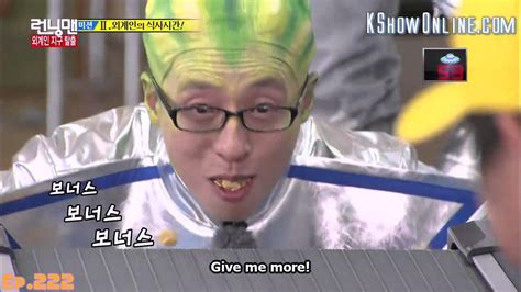 Running man has taken an interesting turn in its new episodes. ENG SUB Running Man Find Food On Earth Funny Game - YouTube