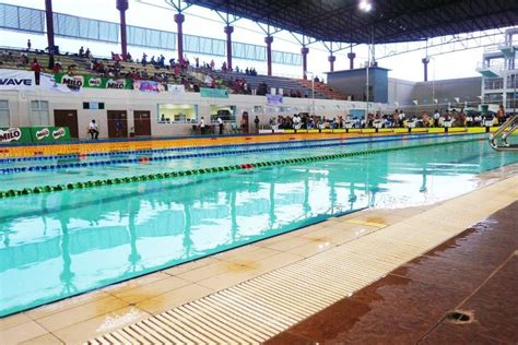 Pusat akuatik hang jebat terletak dalam kompleks sukan hang jebat. Ikan Bilis Swimming Club (1971) KL: June 2012