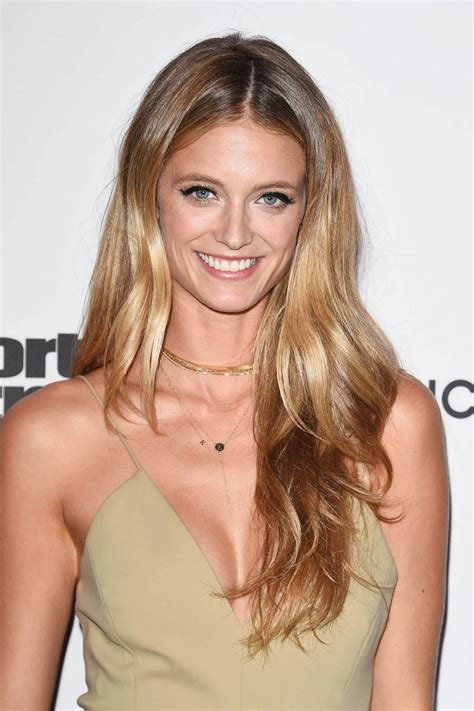 Model kate bock reveals how her boyfriend, kevin love of the cleveland cavaliers, broke the news that she'd made the cover of the 2020 sports illustrated swimsuit issue. Kate Bock - SI Fashionable 50 in Hollywood 07/18/2017