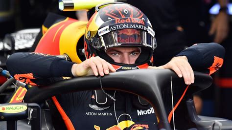 Naturally, the kind of personality verstappen is, he always finds himself in the news good or bad. Max Verstappen valt uit met haperende Red Bull | RTL Nieuws