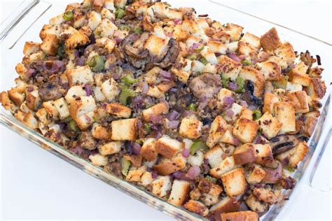 Thanksgiving is a wonderful meal where every single person wants to eat something totally different. Make Ahead Thanksgiving Mushroom Sausage Stuffing | Recipe ...