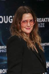 She starred in numerous films including bad girls, everyone says i love you, poison ivy and boys on the other side.she also appeared in the successful movies the wedding. Drew Barrymore - 2020 Breakthrough Prize Ceremony • CelebMafia