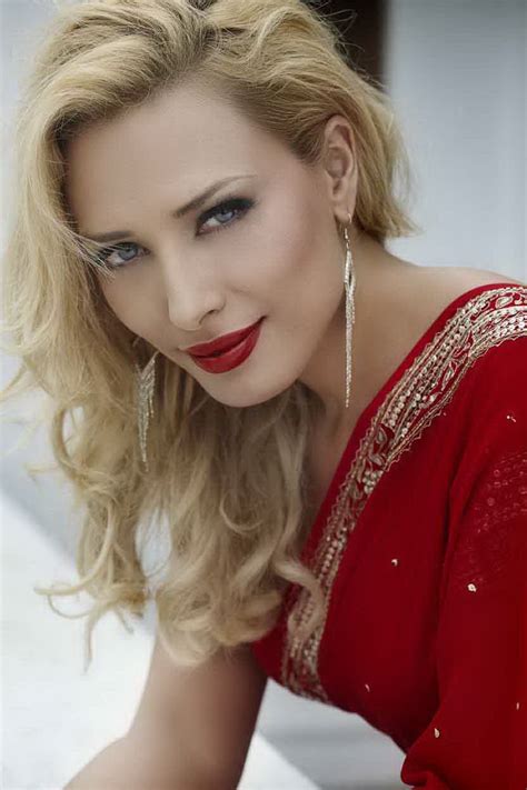 Looking for iulia vantur popular content, reviews and catchy facts? Iulia Vantur - Romanian Beauty In Bollywood - XciteFun.net