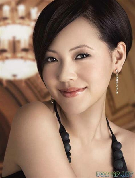 She portrayeddao ming zhuang in 2018 drama, meteor garden. Taiwan Popular Hostess Dee Hsu Xidi 徐熙娣 - I am an Asian Girl