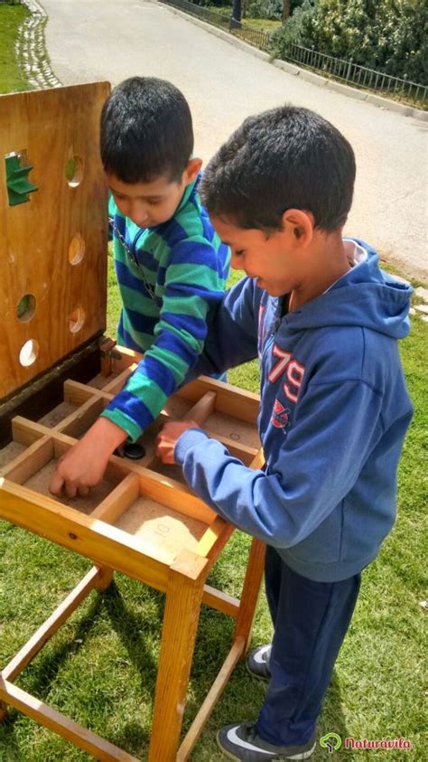 Los juegos recreativos son actividades de variado carácter que lleva a cabo un individuo o un ejemplos de juegos recreativos. 3ª jornada del Tercer encuentro de juegos escolares 2016-17