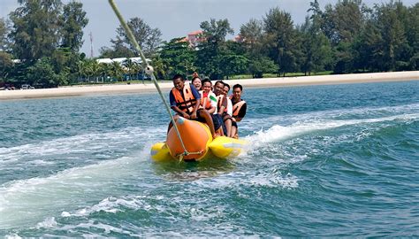 The beach in port dickson will provide you with the chance for perfect sightseeing. Top 4 Beach Activities in Port Dickson, Malaysia ...