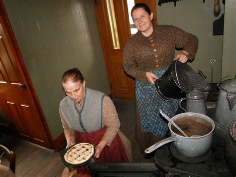 The big challenges when it comes to thanksgiving prep are time and oven space. Passion for the Past: Celebrating a Mid-19th Century ...