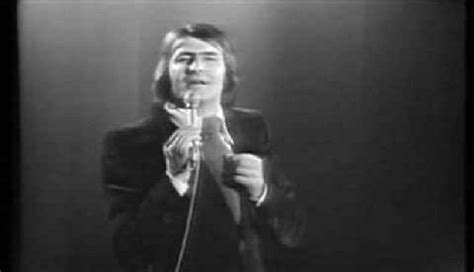 Videos de canciones por nino bravo. ¿Sabías que la canción 'Libre' de Nino Bravo está basada ...