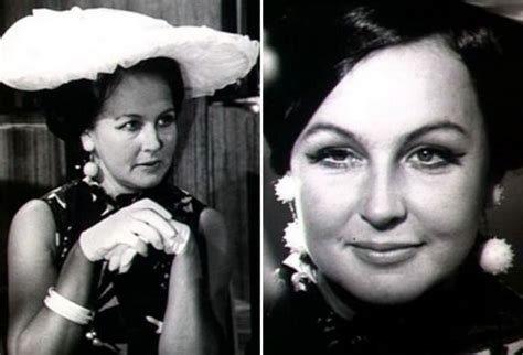 Zoe, zoë, zoey, zoie болг. Закулисье «Кабачка «13 стульев»: Какие тайны раскрыла 90 ...